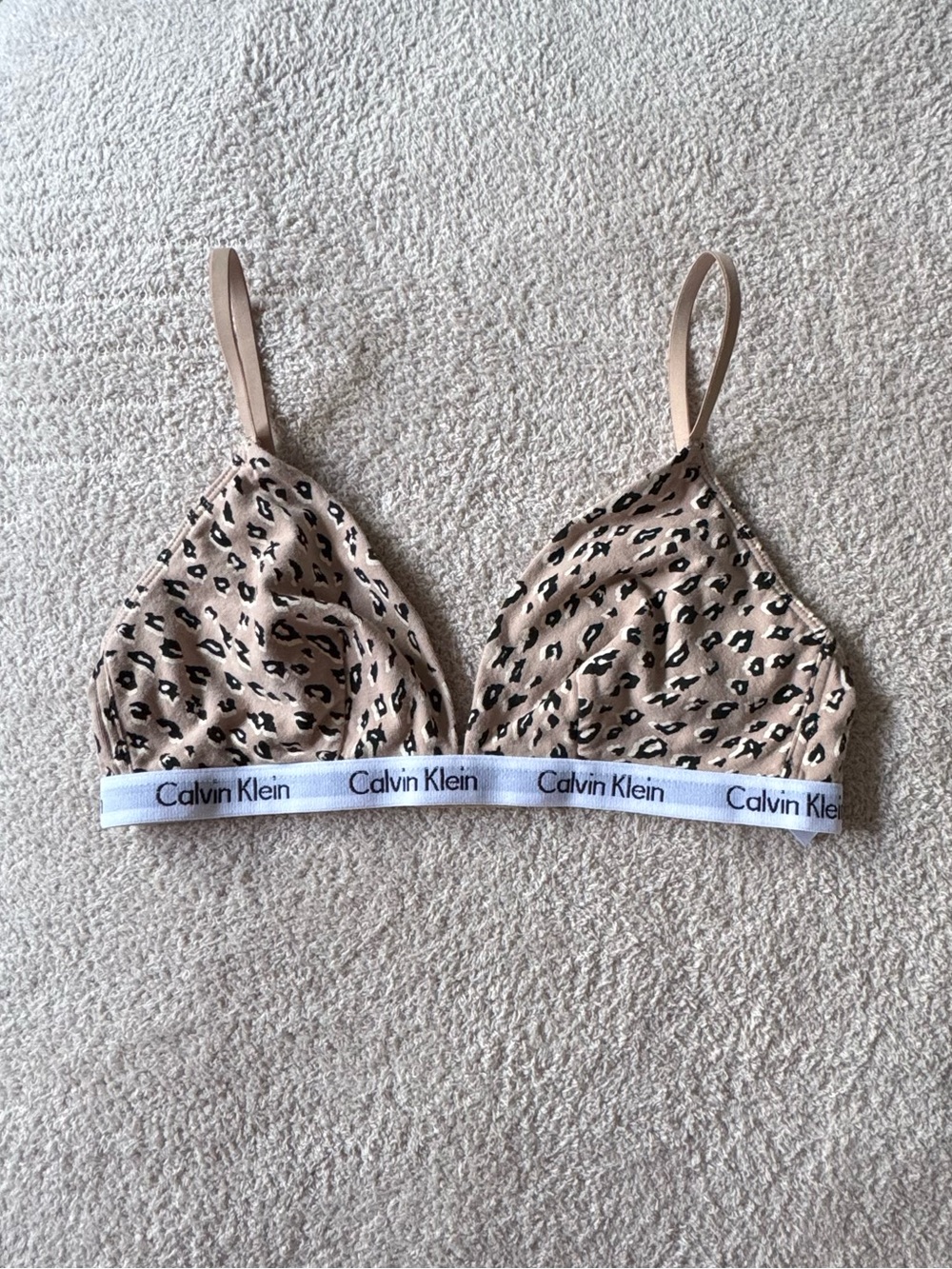 Leopard Print Calvin Klein Bralette ! 🐆
